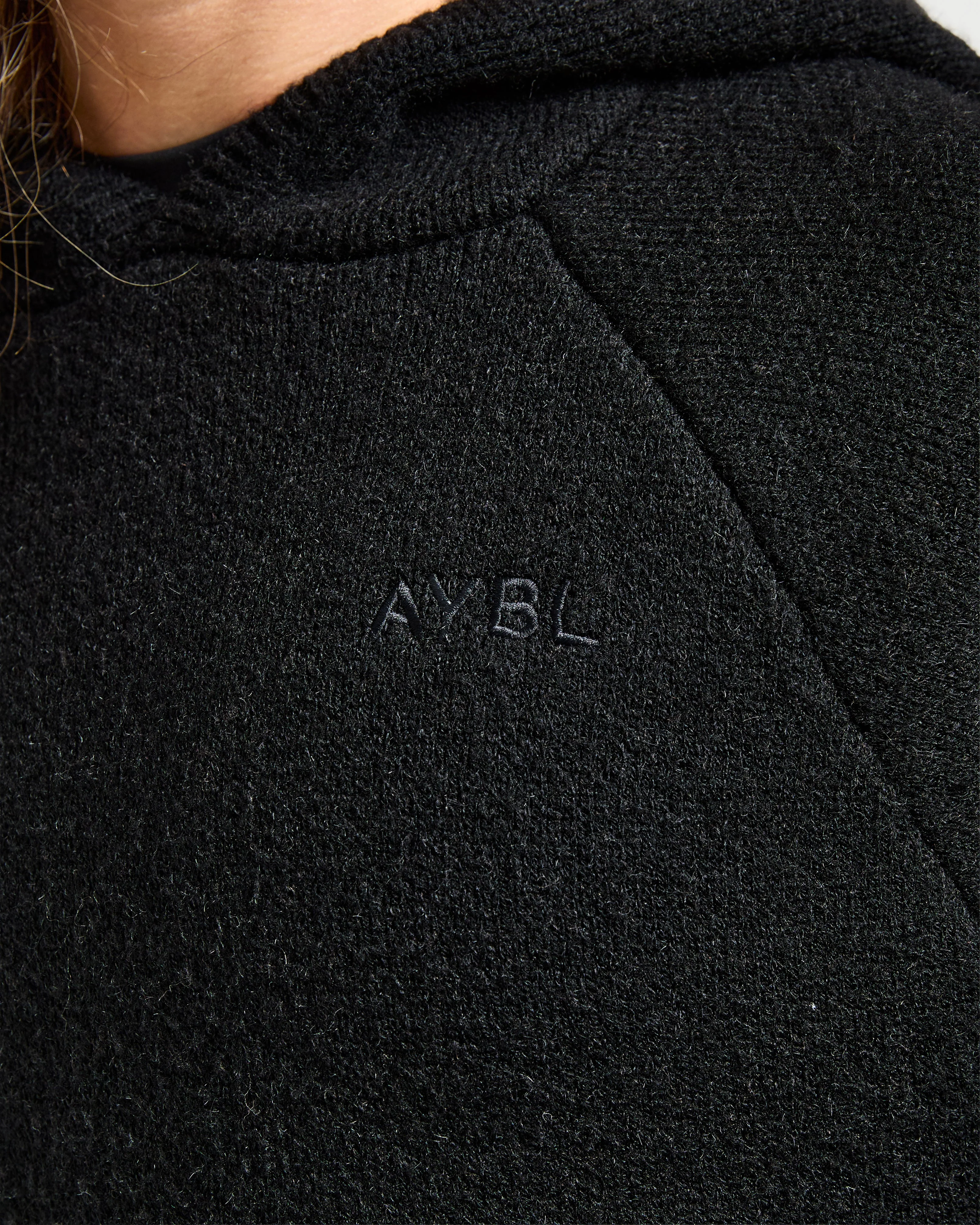 Soft Oversized Knitted Hoodie - Noir - Image 5