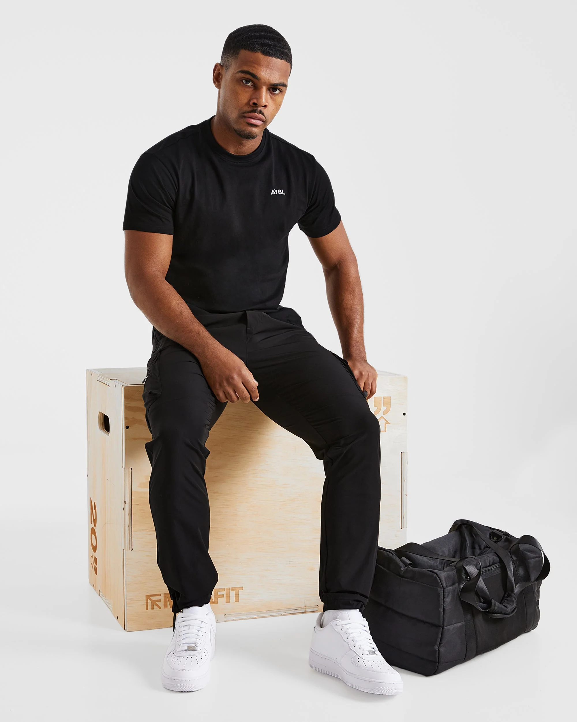 Sport Cargo Trousers - Noir - Image 7