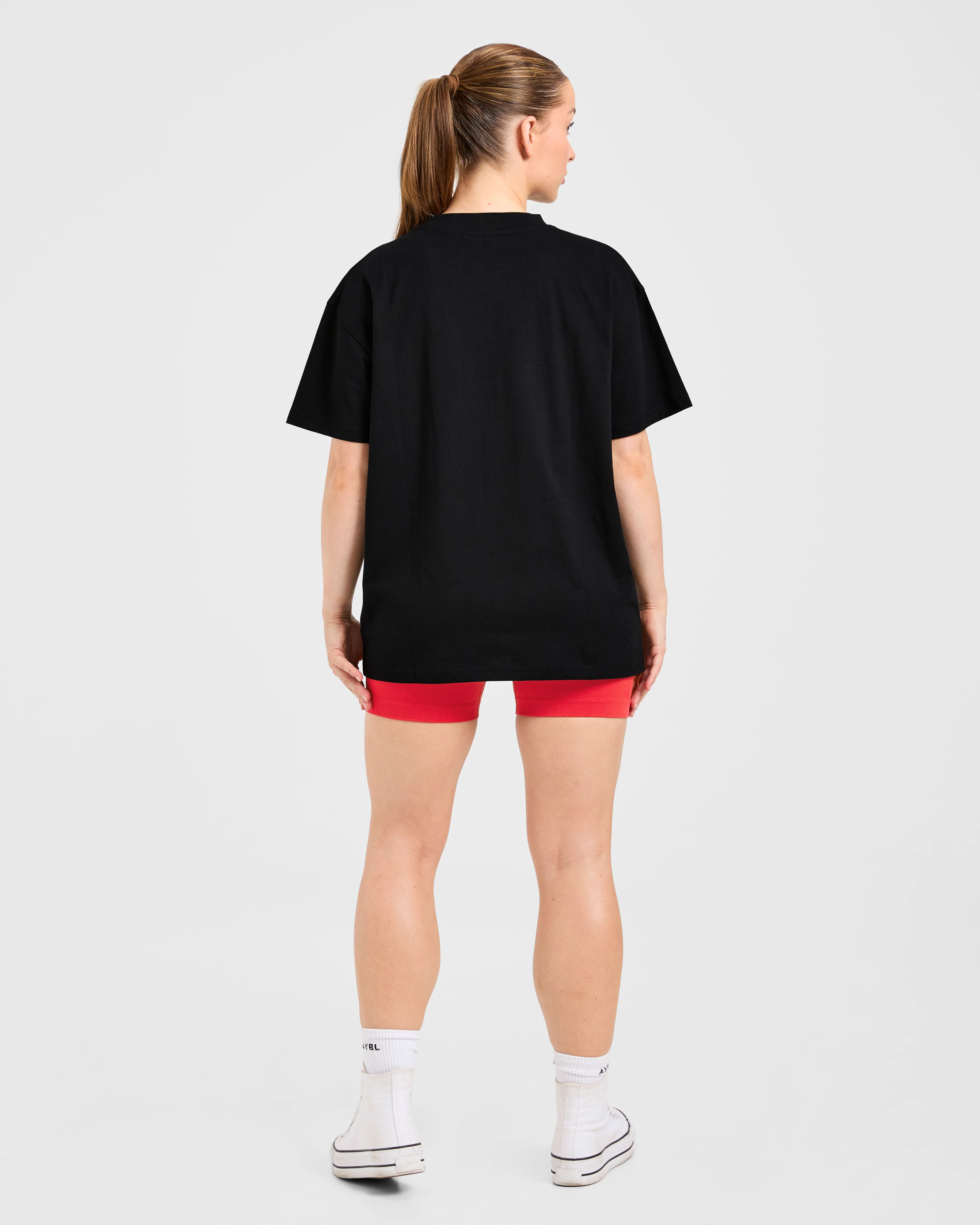 Sports Club Gothic Oversized T Shirt - Noir/Rouge - Image 4