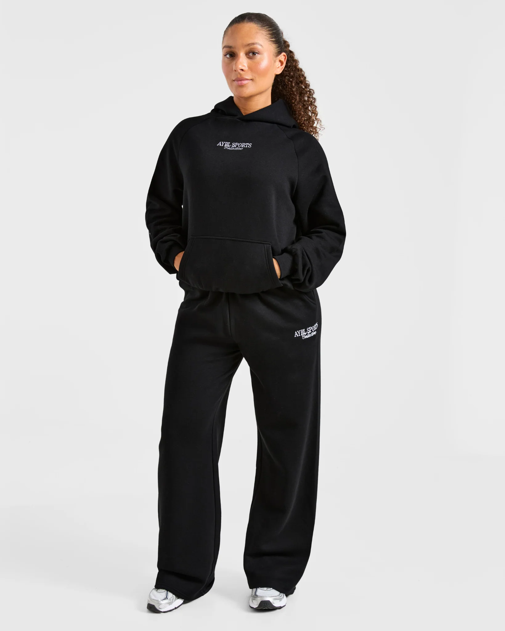 Sports Collective Oversized Straight Leg Joggers - Noir - Image 8