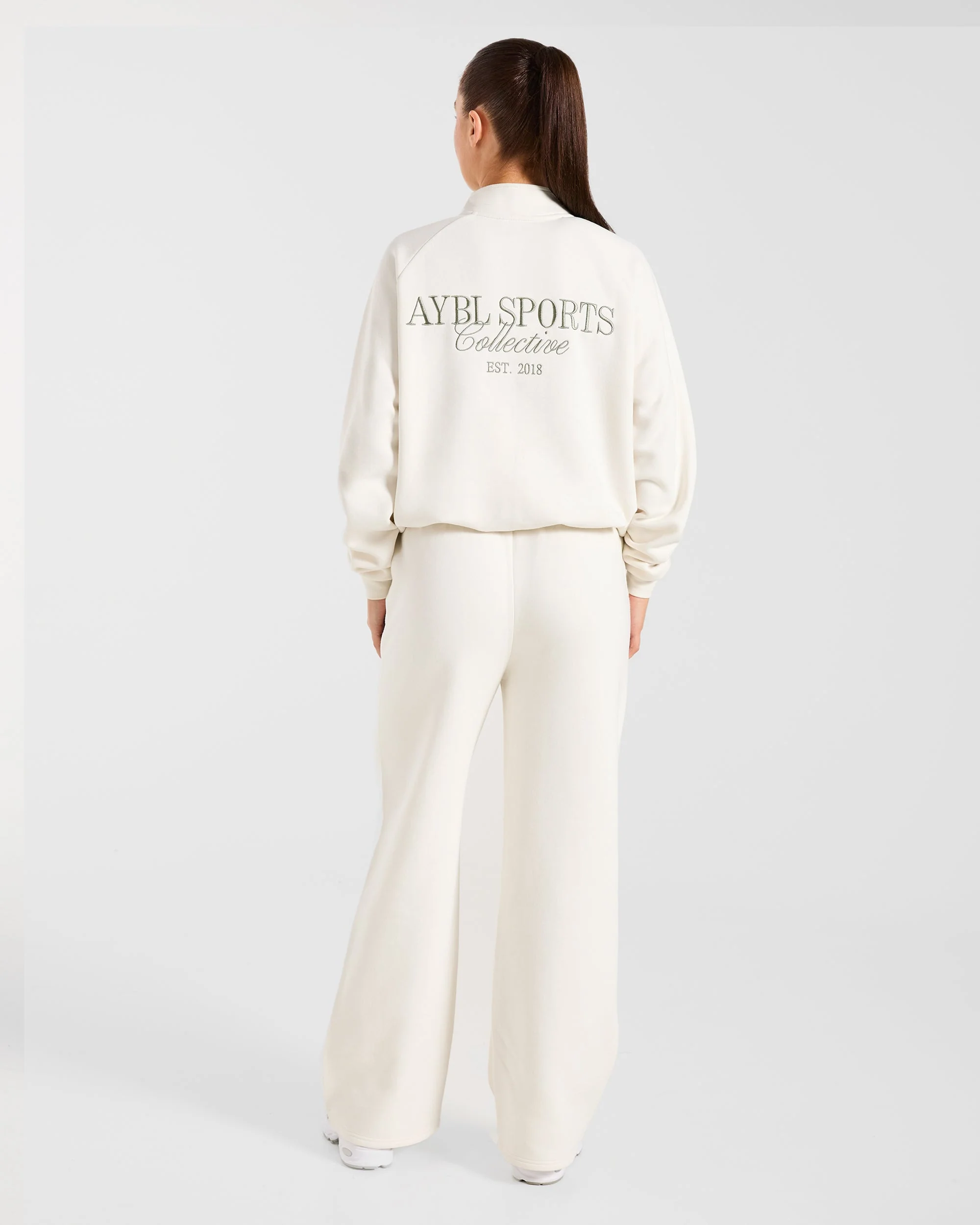 Sports Collective Oversized Straight Leg Joggers - Off Blanc/Vert - Image 4