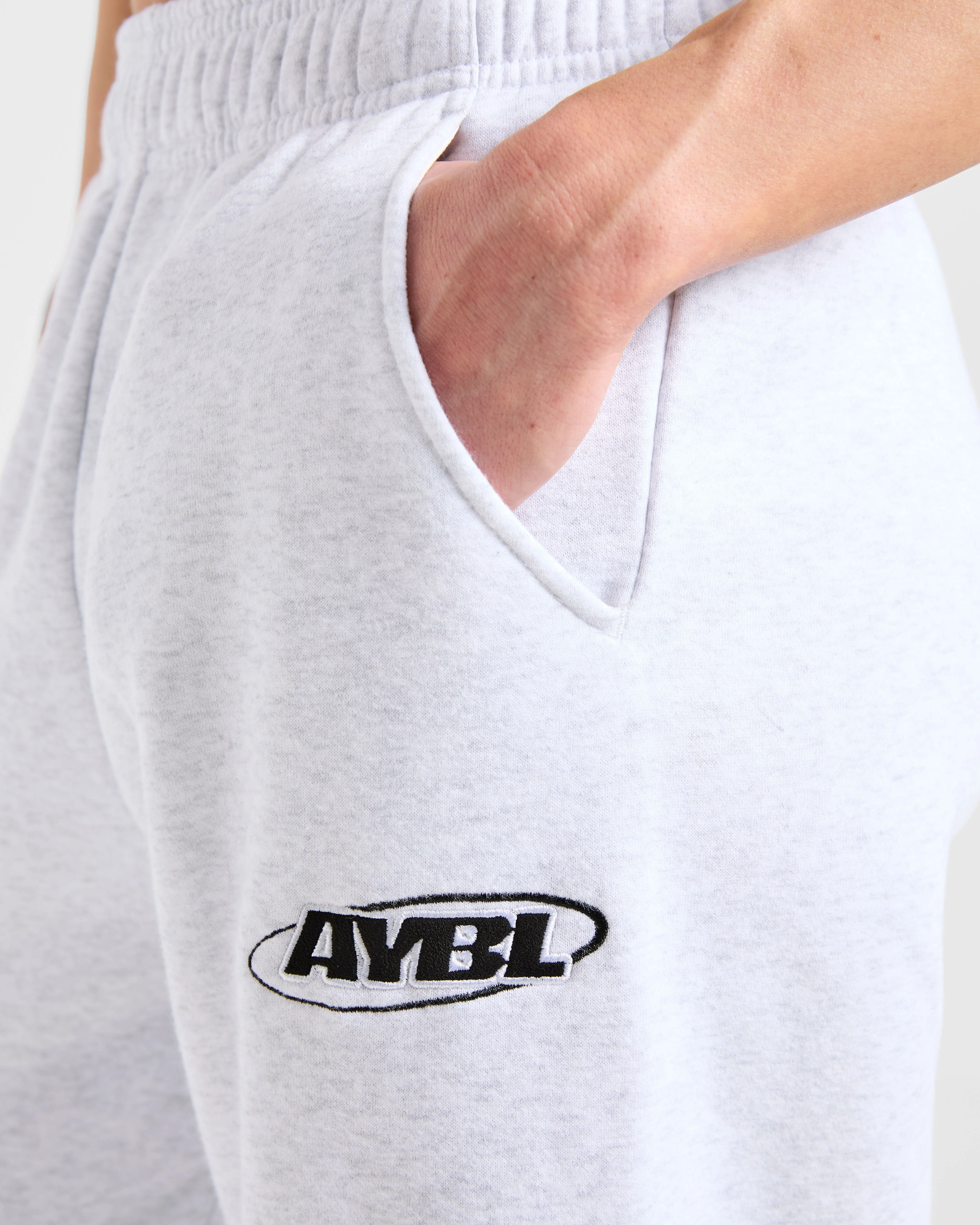 Sports Essentials Oversized Joggers - Heather Gris/Noir - Image 5