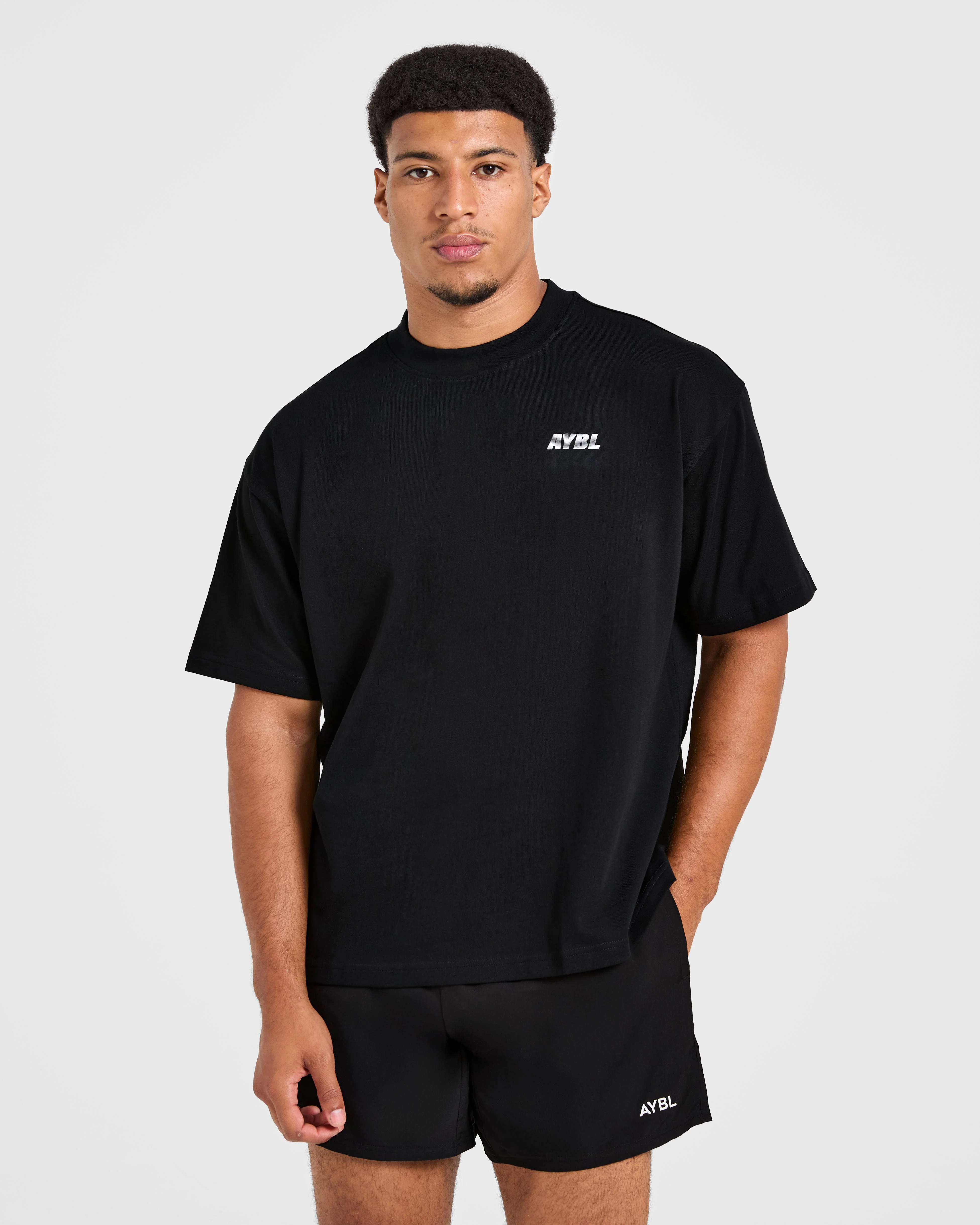 Sportswear Essentials Oversized T Shirt - Noir - Image 2