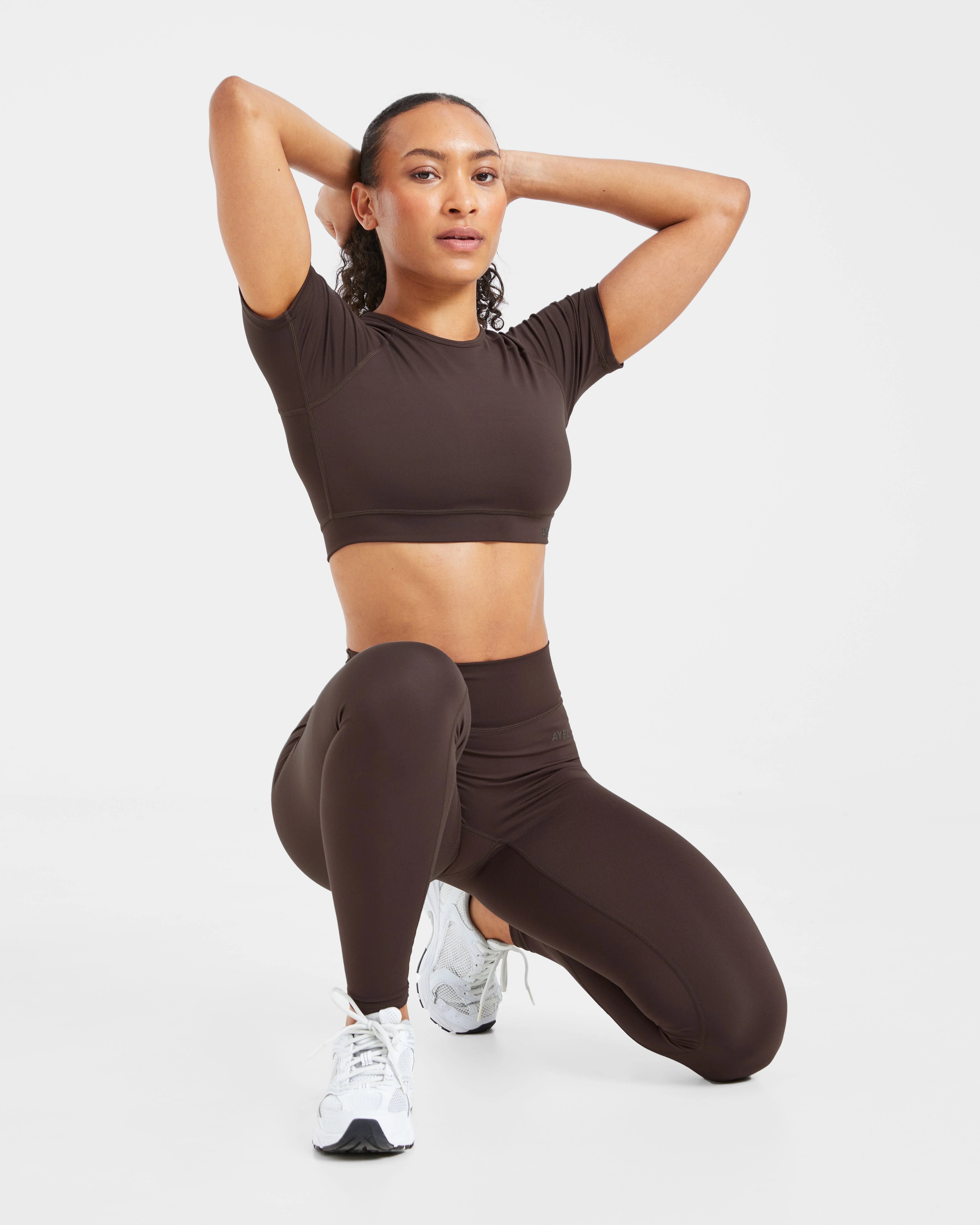 Staple Crop Top - Coffee Brun - Image 8