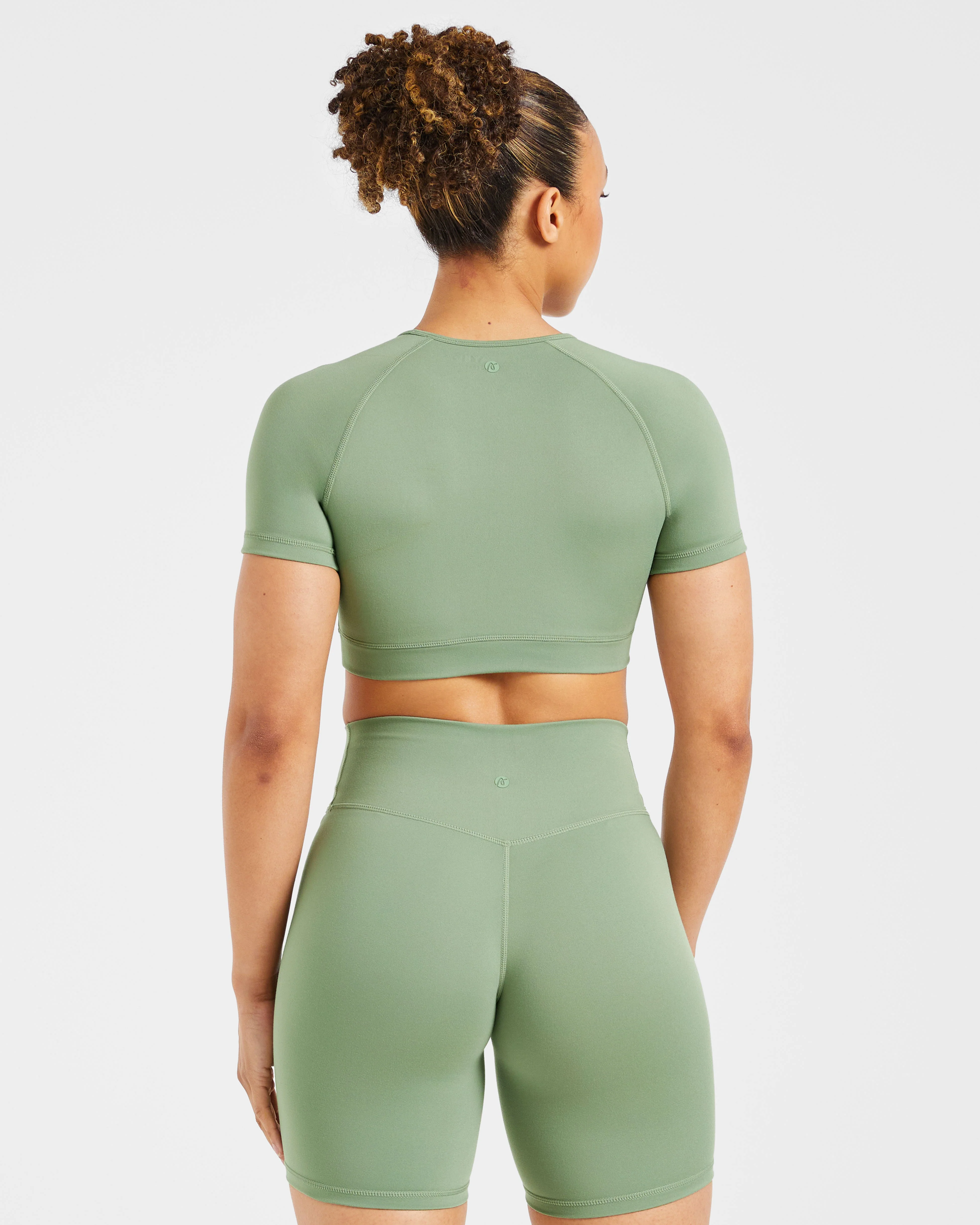 Staple Crop Top - Olive Vert - Image 2