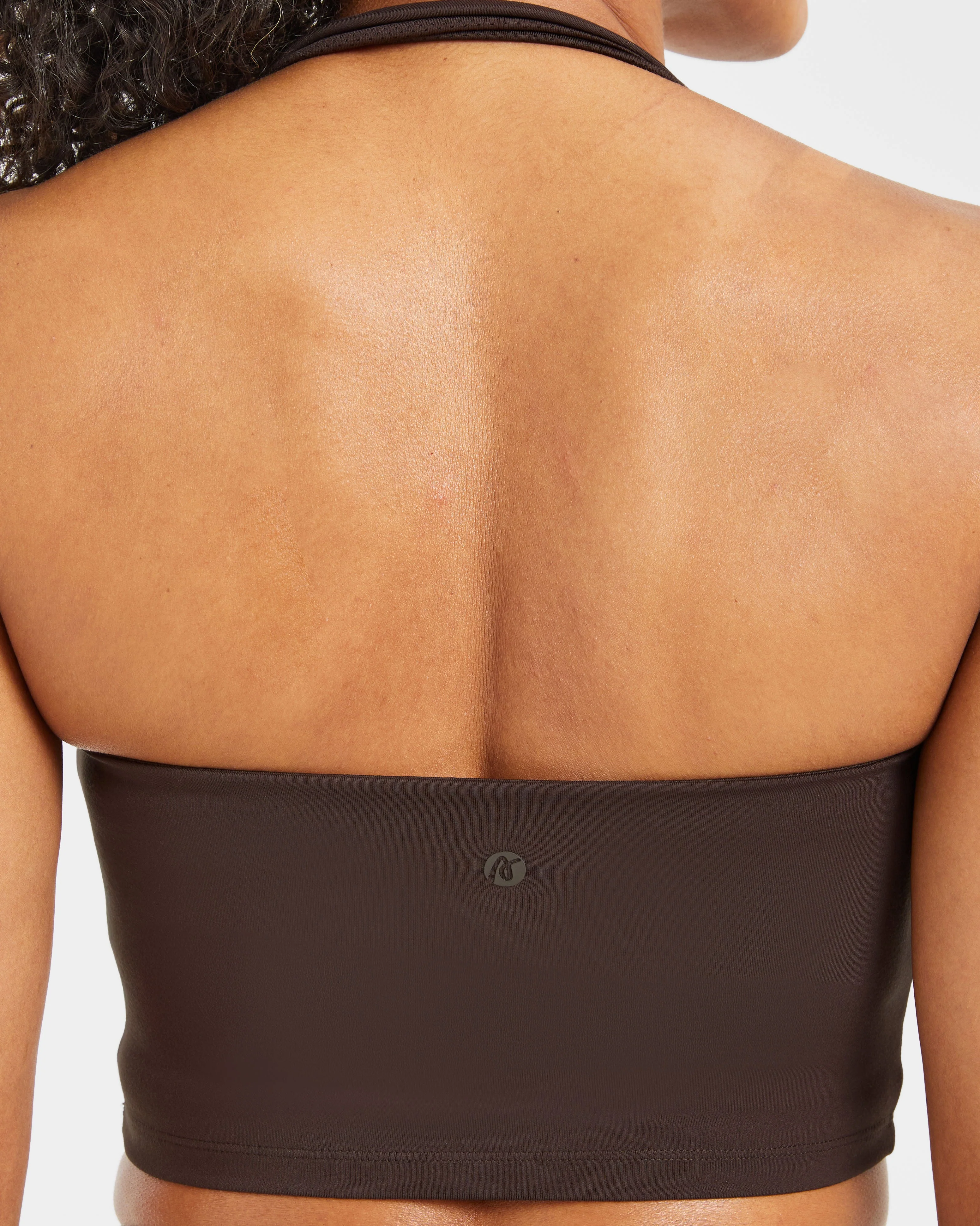 Staple Halterneck Crop Top - Coffee Brun - Image 6