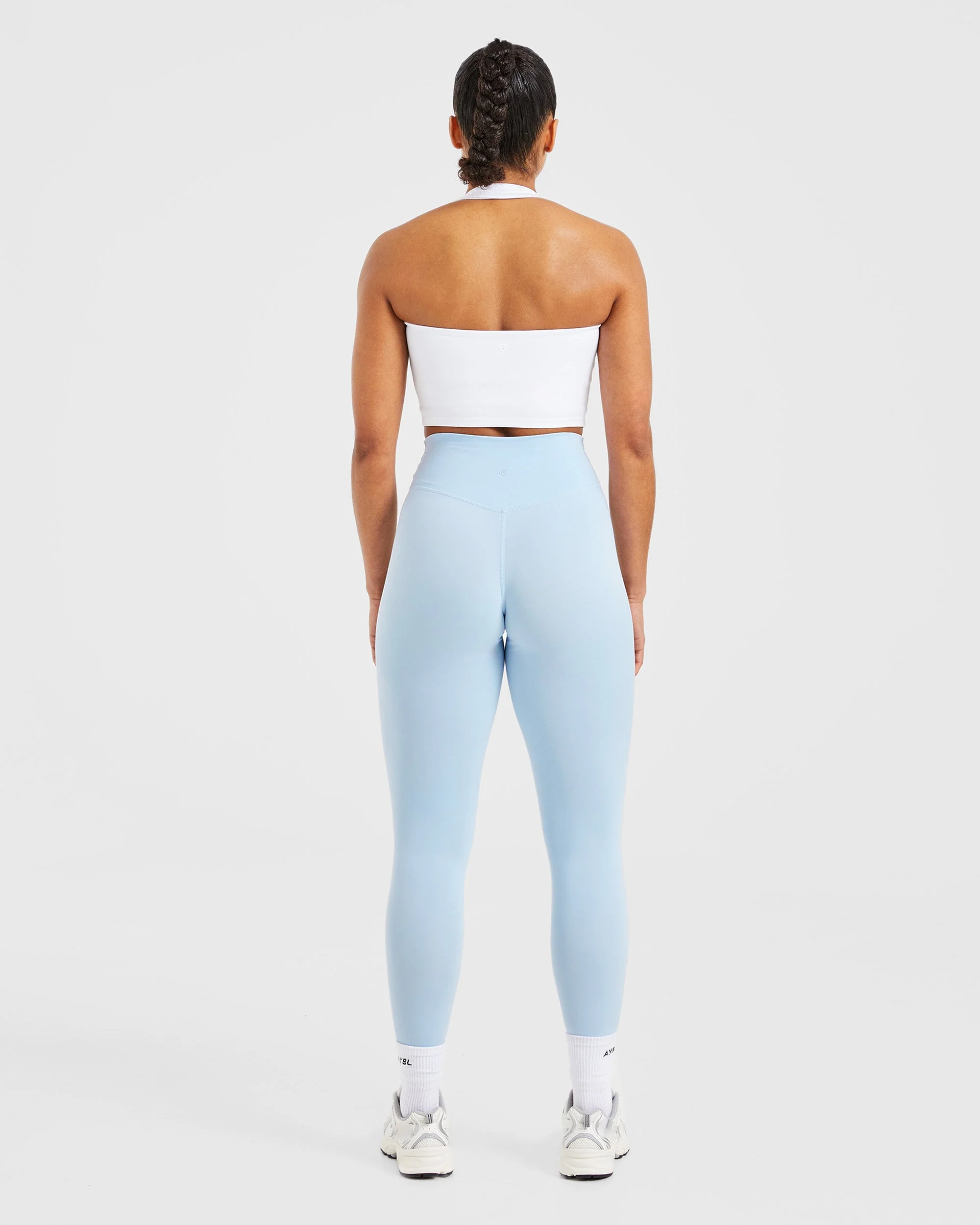 Staple Halterneck Crop Top - Blanc - Image 4