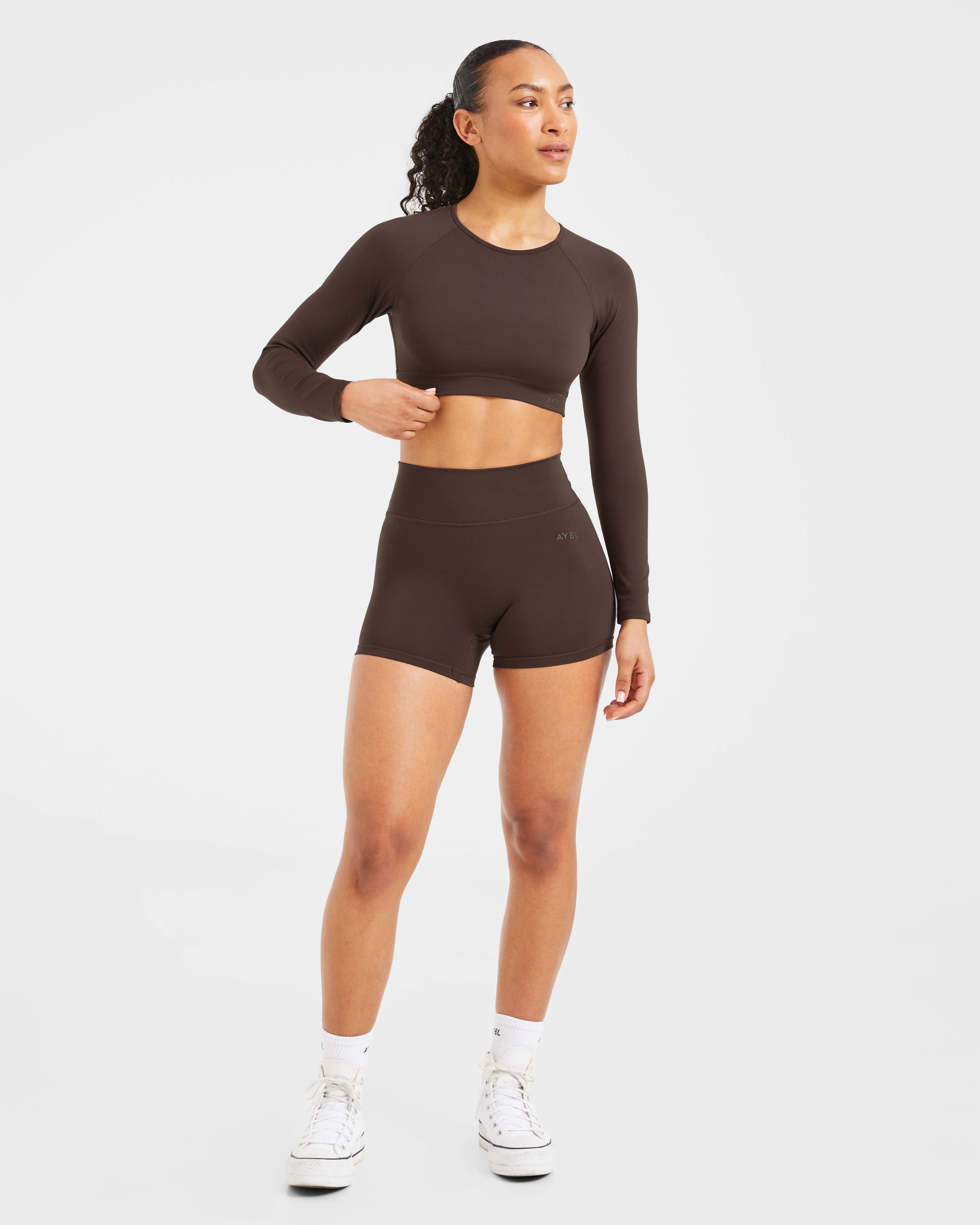 Staple Long Sleeve Crop Top - Coffee Brun - Image 3