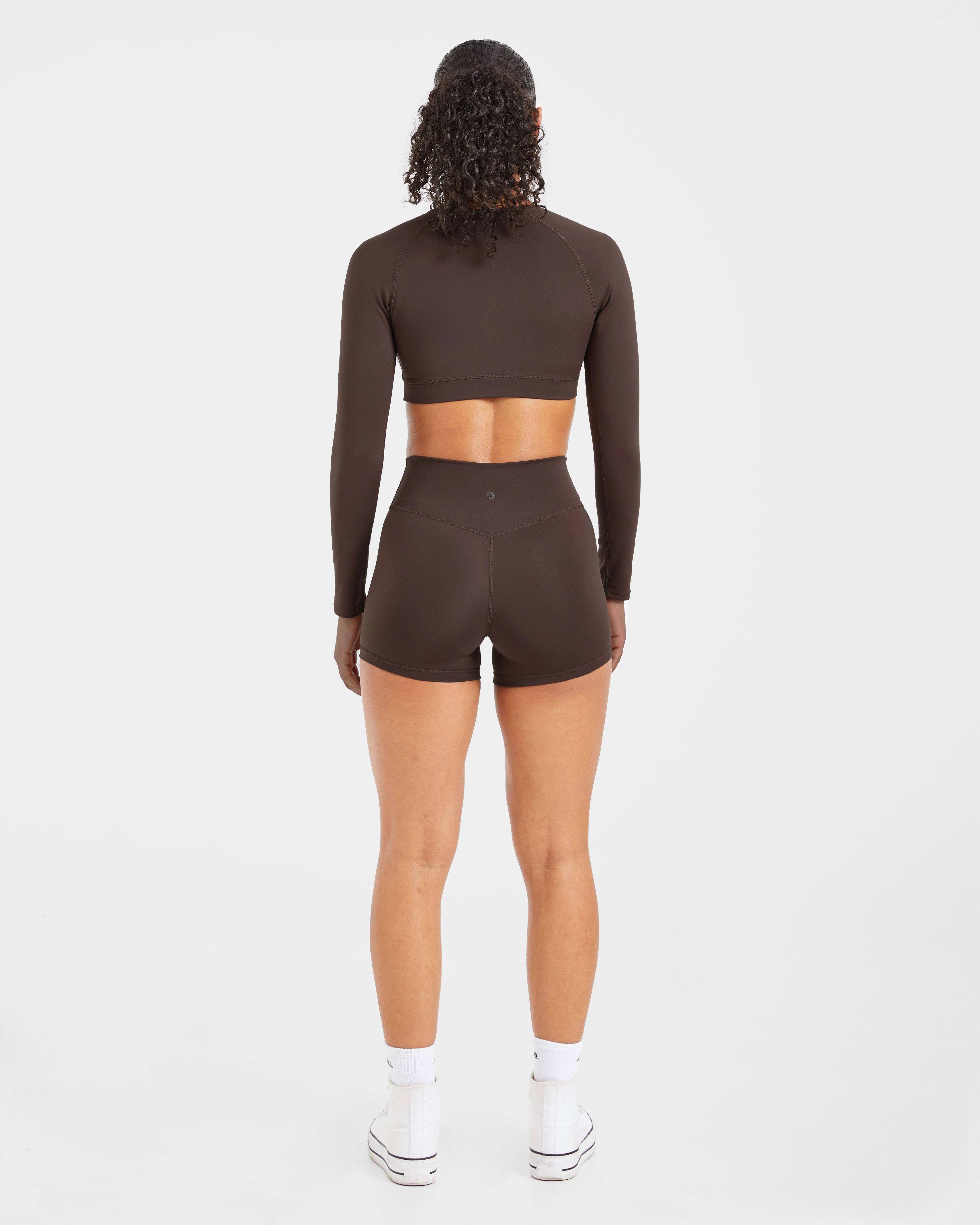 Staple Long Sleeve Crop Top - Coffee Brun - Image 4