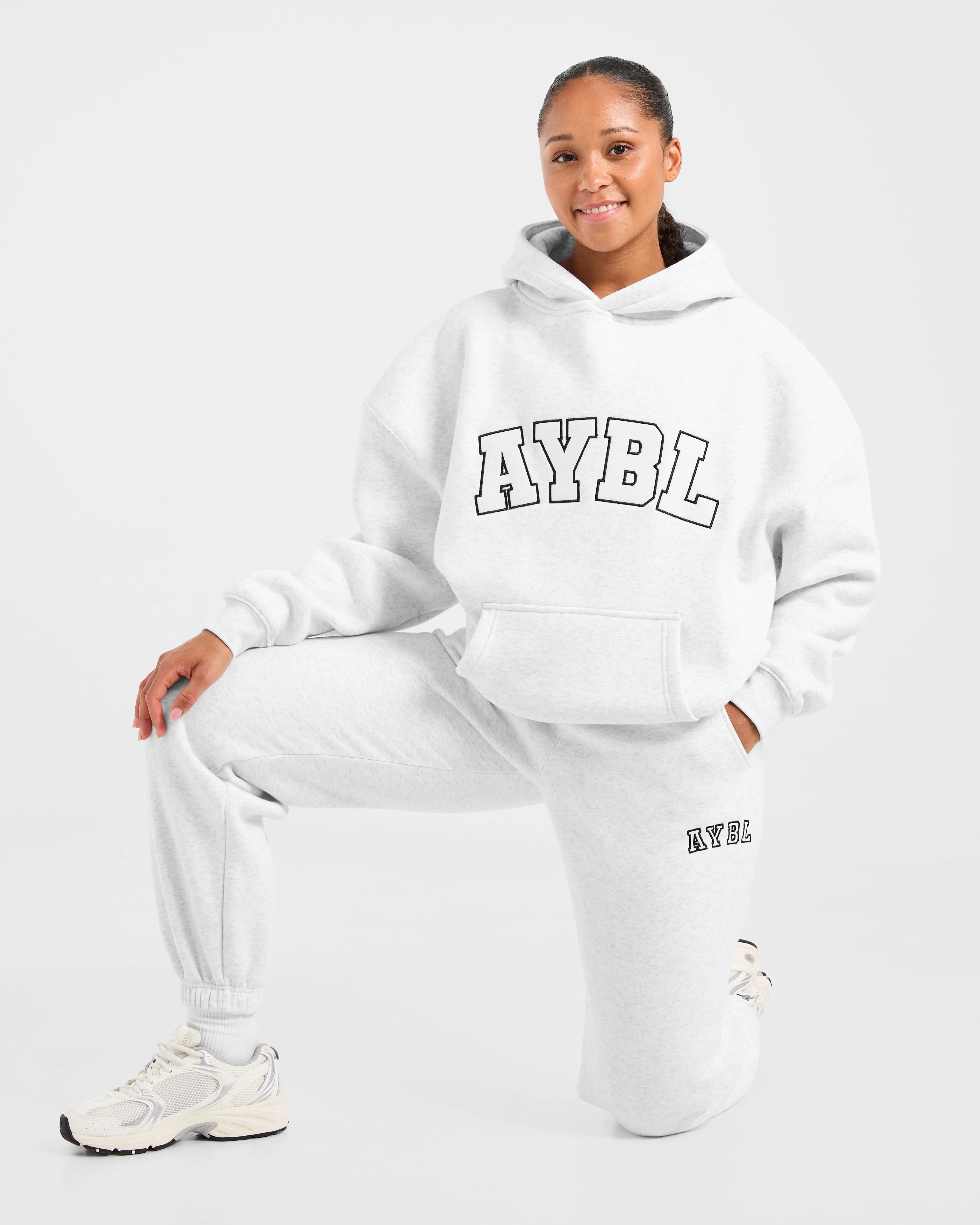 Varsity 2.0 Oversized Hoodie - Heather Gris - Image 7