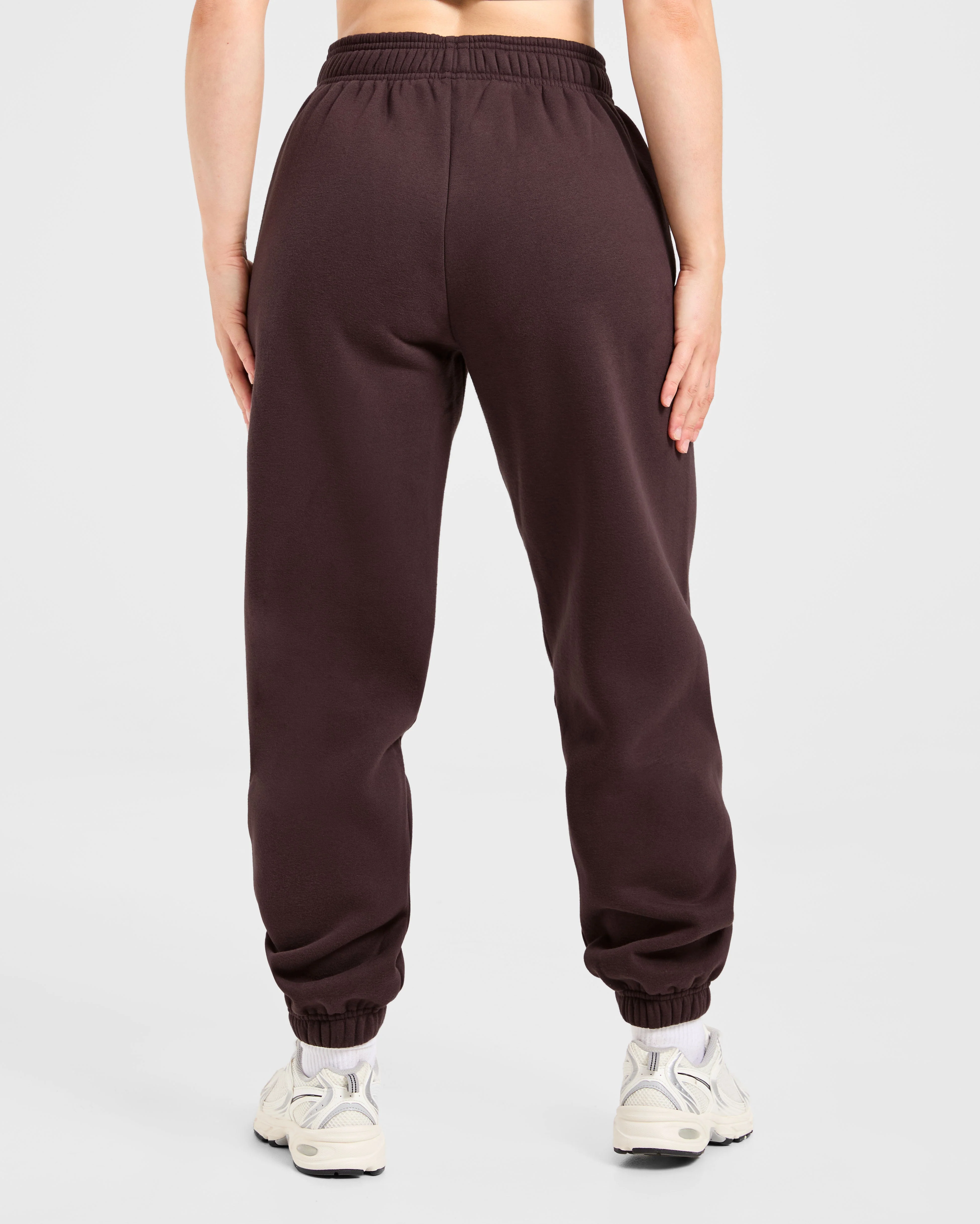 Varsity 2.0 Oversized Joggers - Cocoa Brun - Image 2