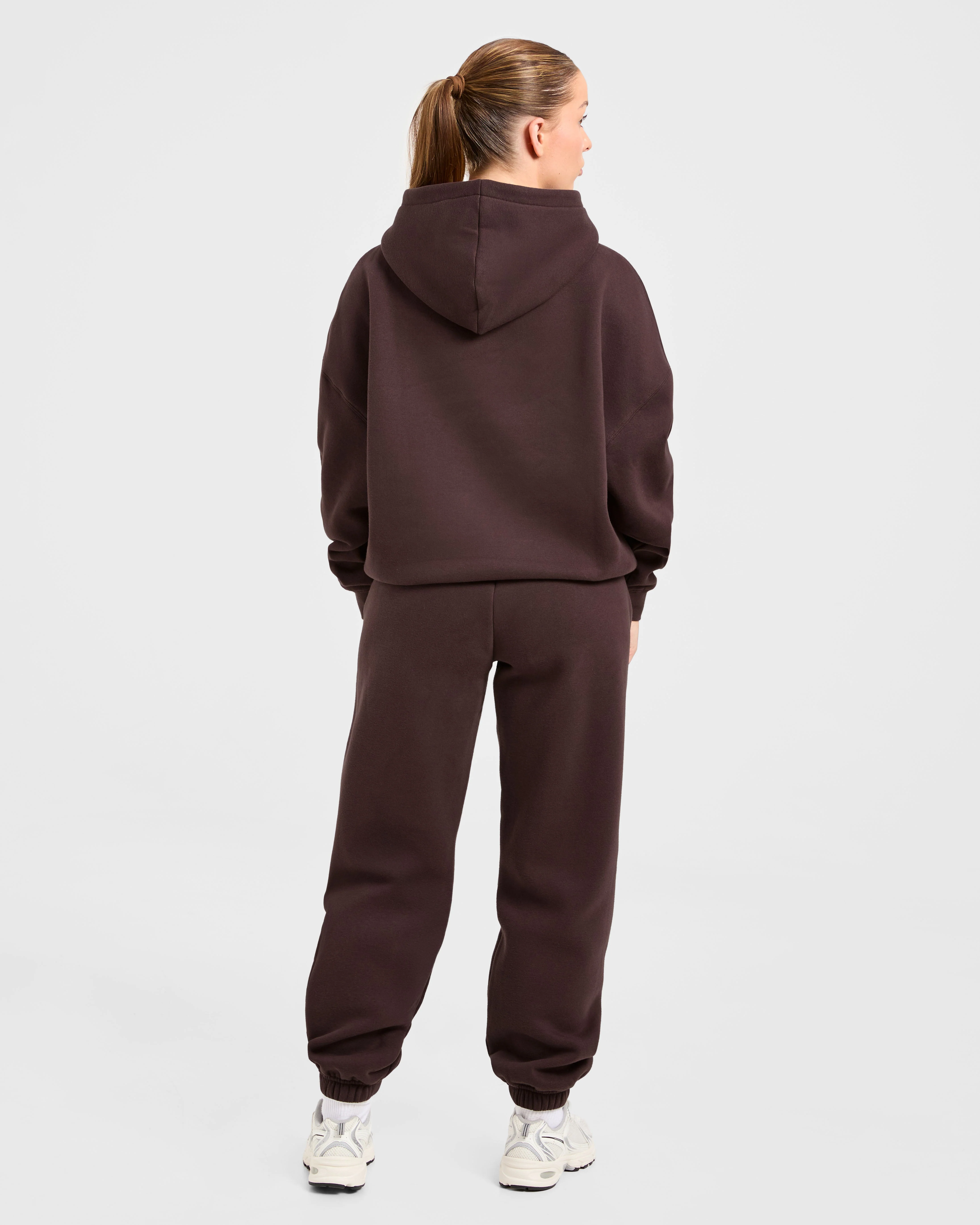 Varsity 2.0 Oversized Joggers - Cocoa Brun - Image 4