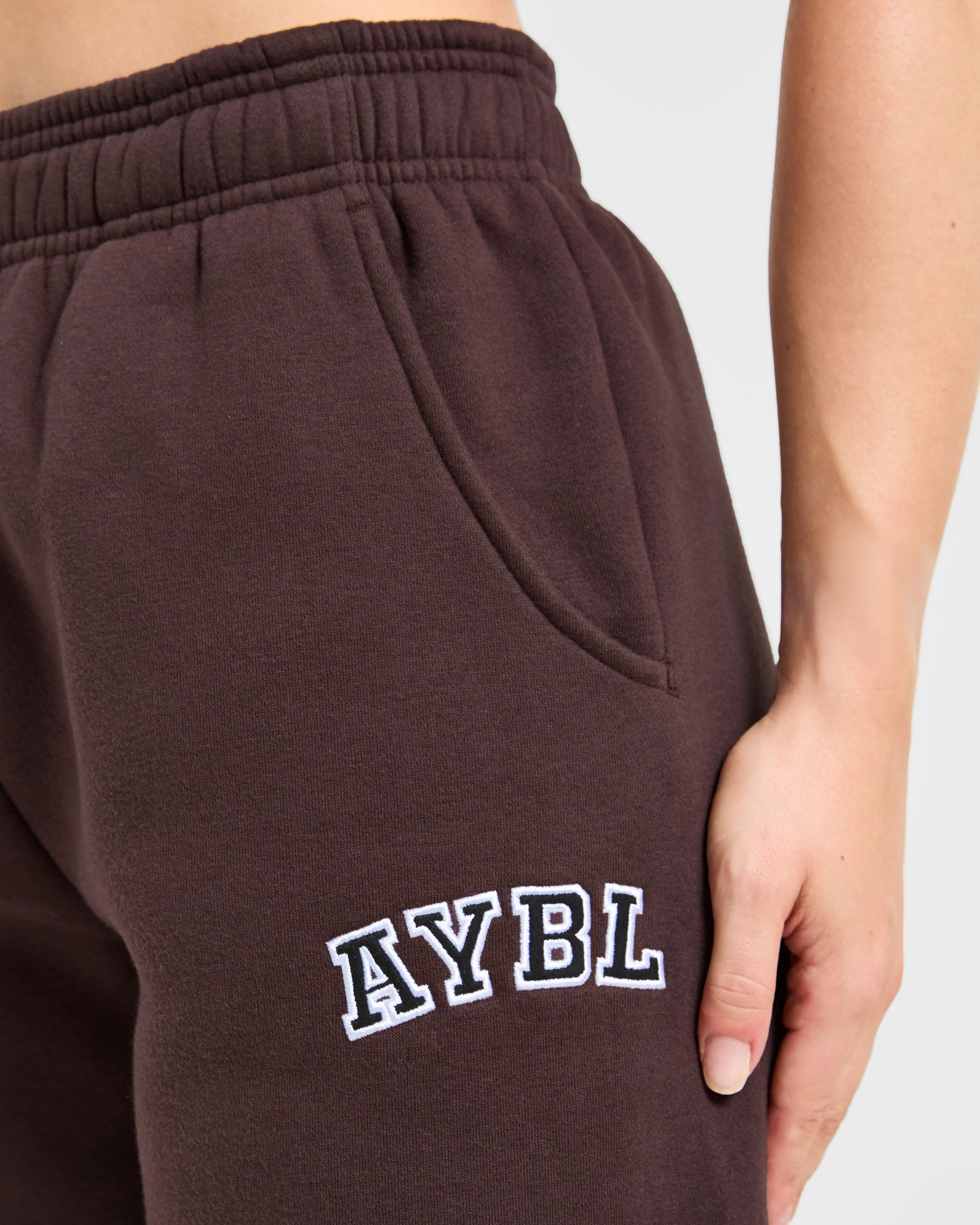 Varsity 2.0 Oversized Joggers - Cocoa Brun - Image 6