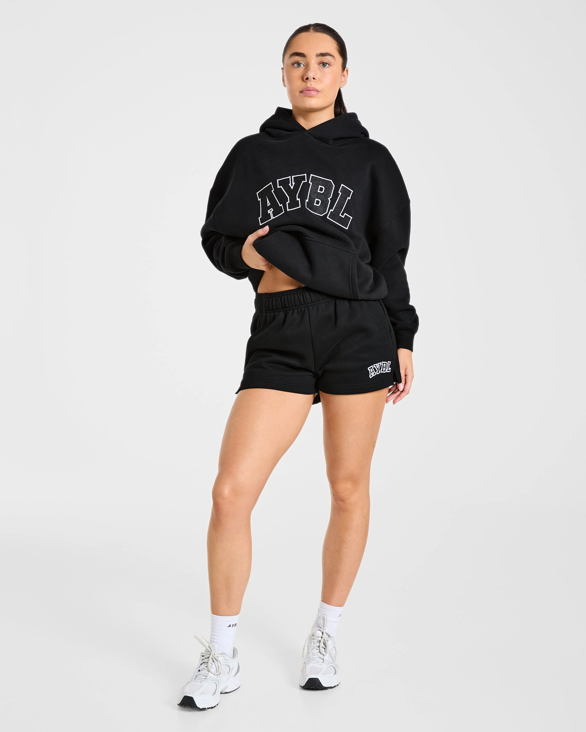 Varsity 2.0 Oversized Shorts - Noir - Image 8