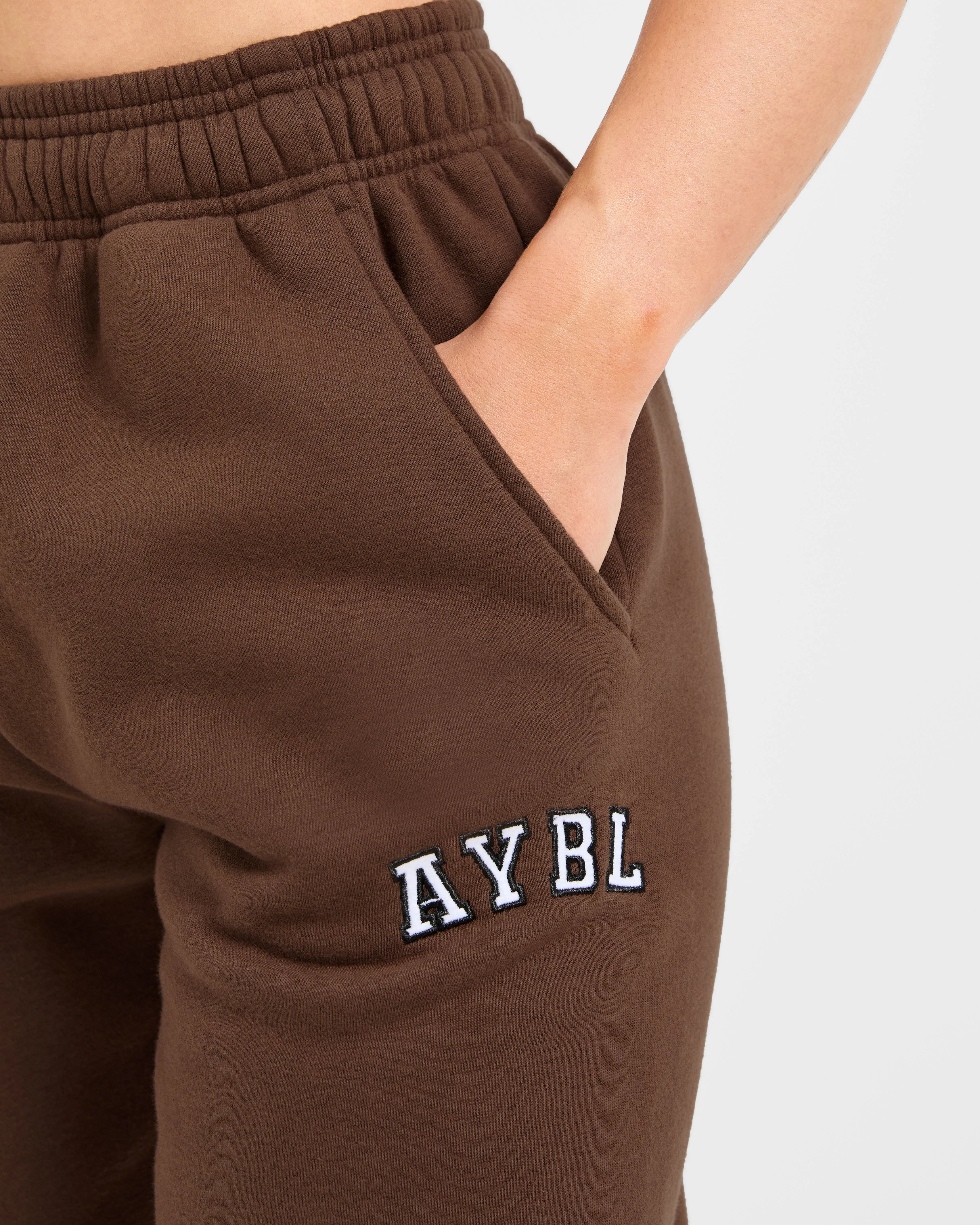 Varsity 2.0 Oversized Straight Leg Joggers - Marron - Image 5