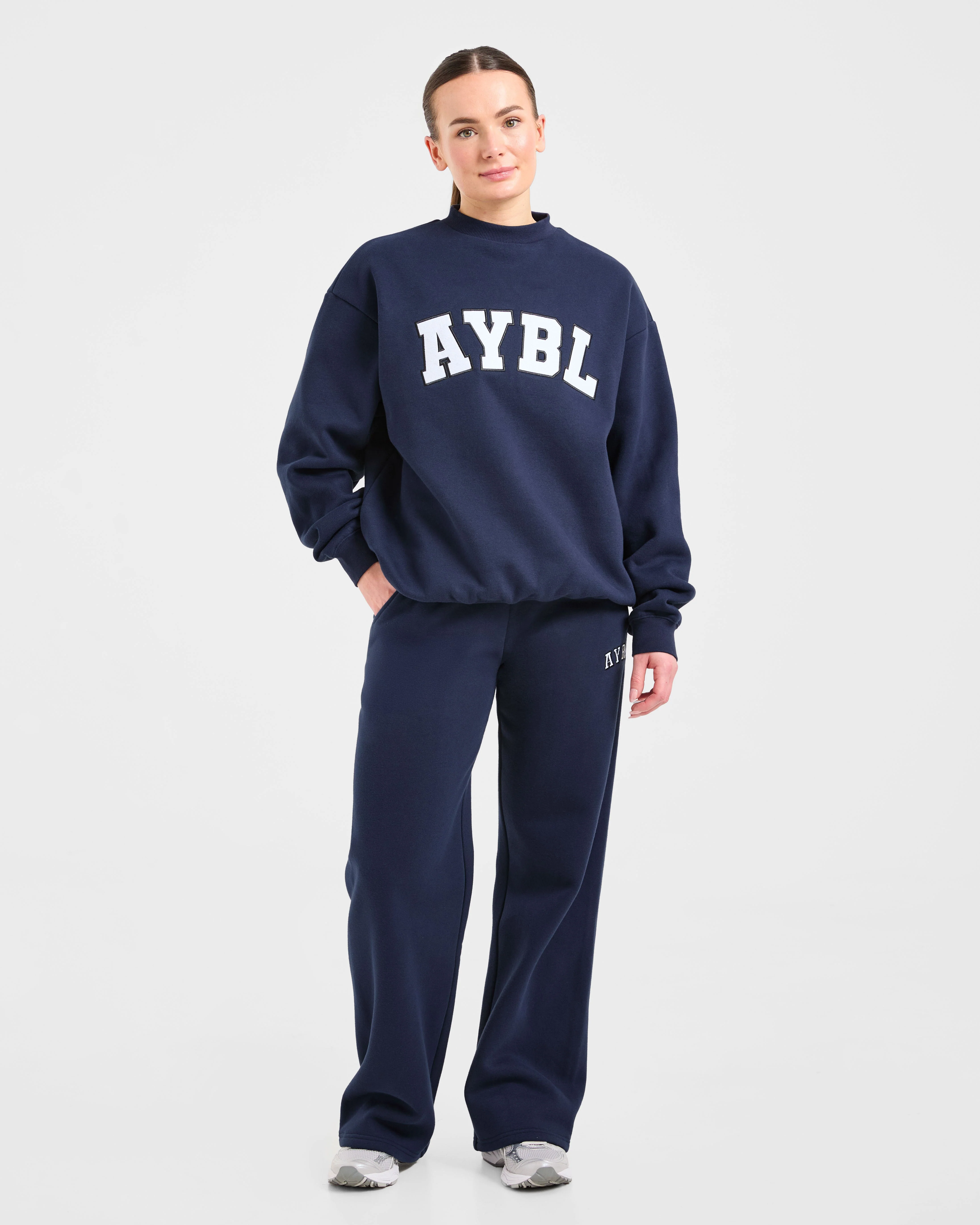 Varsity 2.0 Oversized Sweatshirt - Navy - Image 3