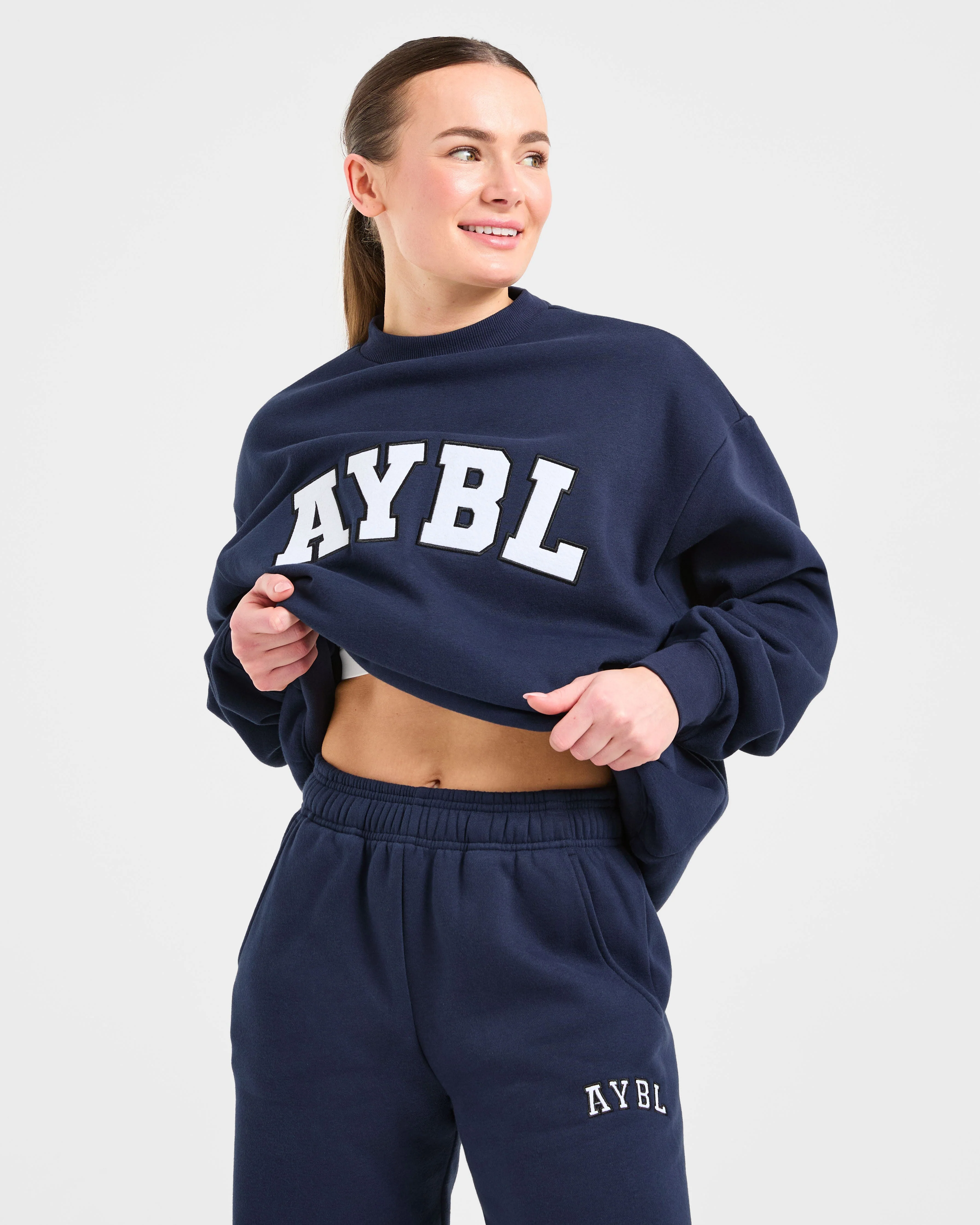 Varsity 2.0 Oversized Sweatshirt - Navy - Image 8