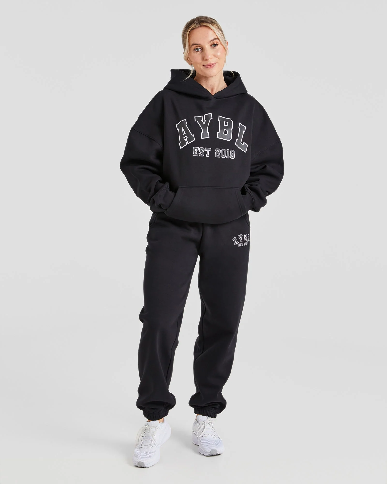 Varsity Graphic Oversized Hoodie - Noir - Image 3