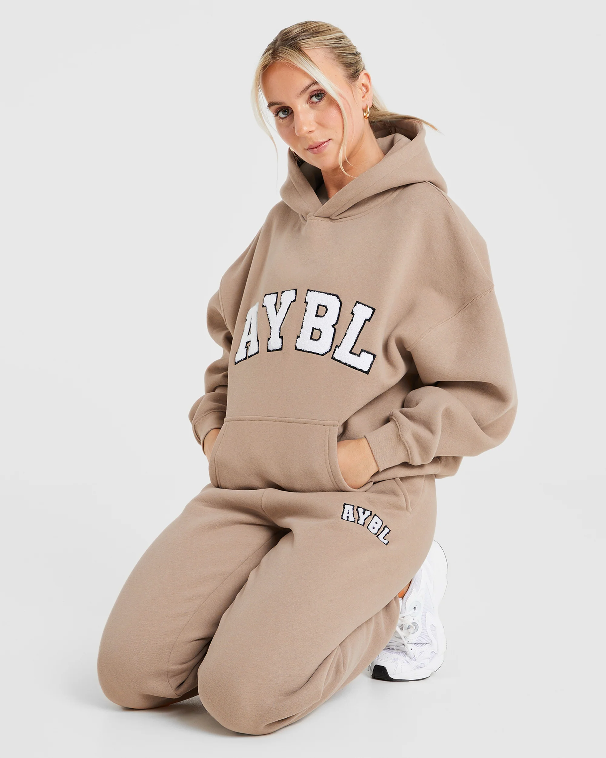 Varsity Oversized Joggers - Latte Marron - Image 8